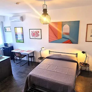 cecilia-house.it-romehotels.com/
