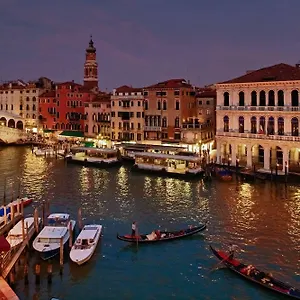 Antica Sturion Residenza D'epoca Venise
